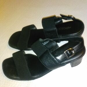 Aerosoles Black Low Heel Sandals 7